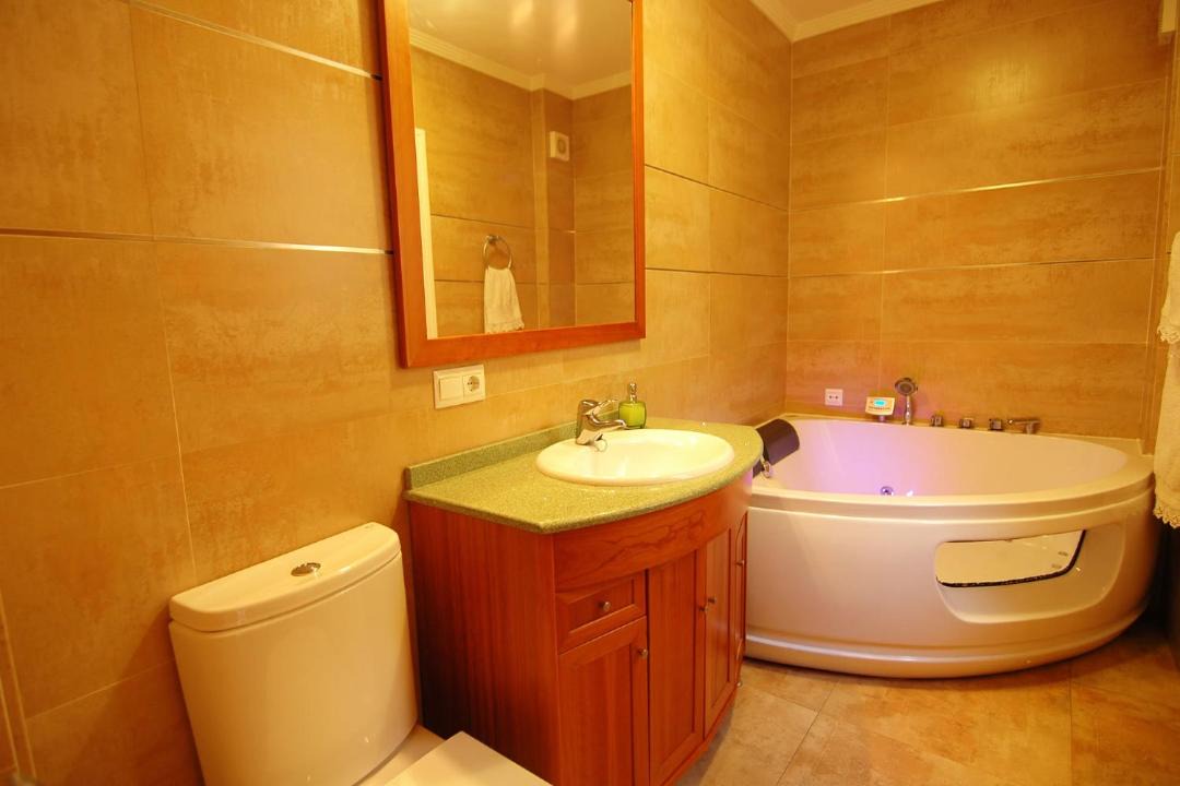 Photo of Bathroom in Nerja City Centre