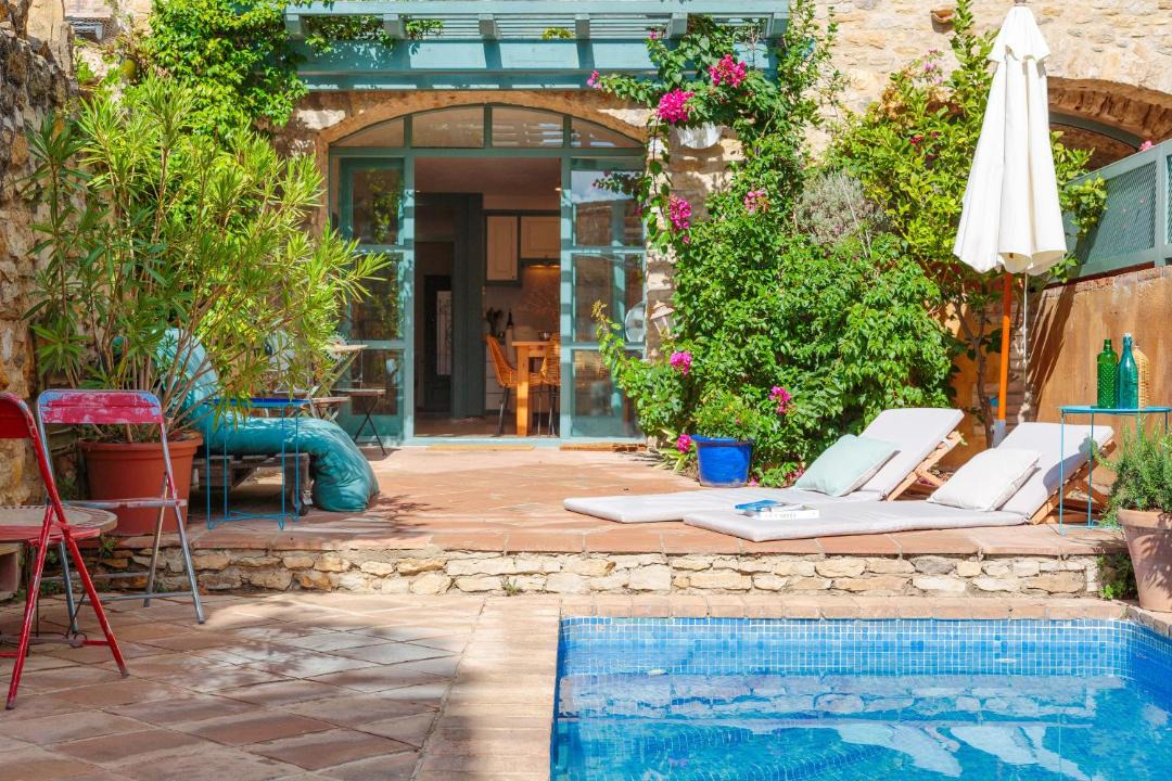 Photo of Outdoor in Peratallada