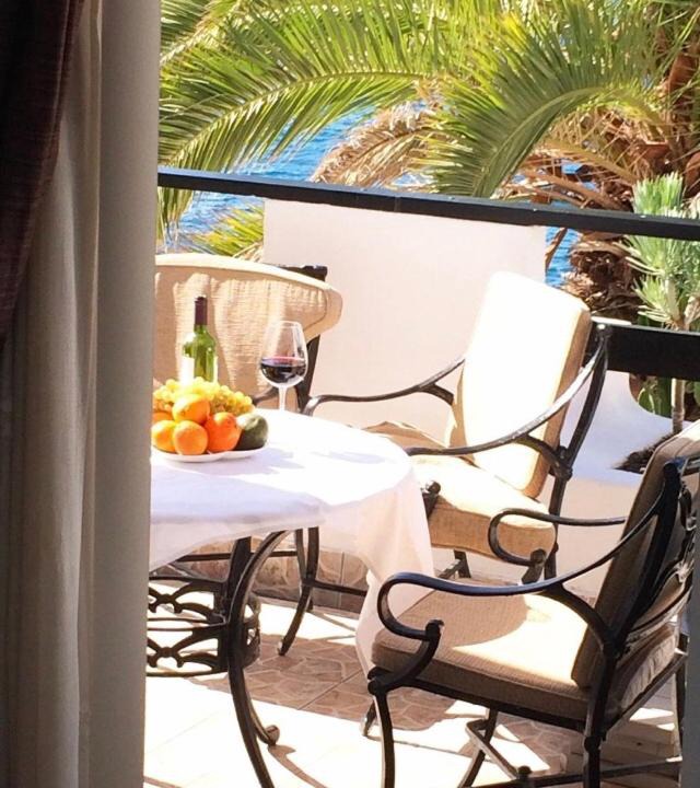 Photo of Patio Balcony in San Eugenio