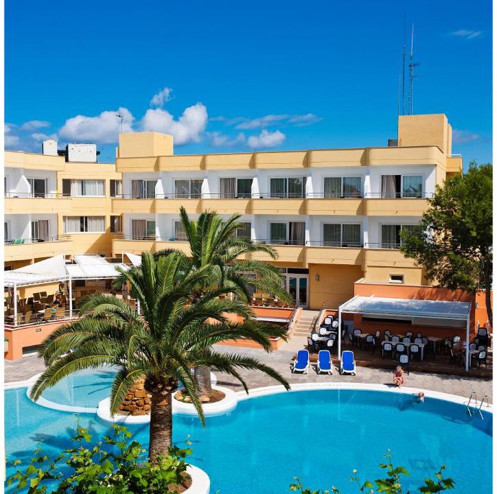 Photo of Others in Cala Blanca