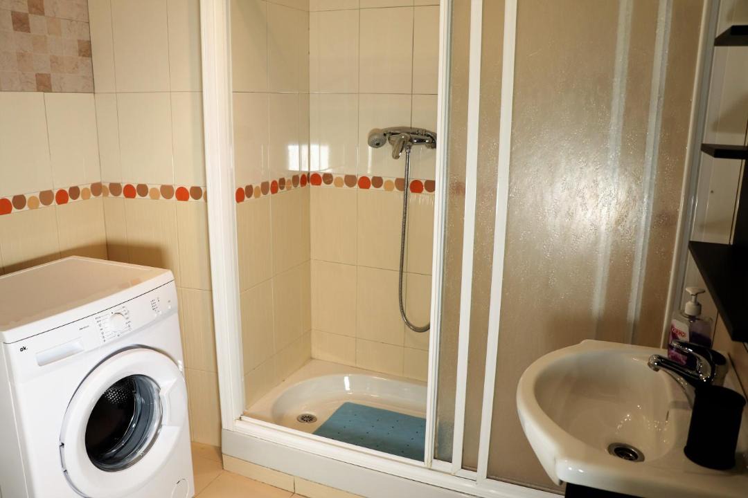 Photo of Bathroom in Nerja City Centre