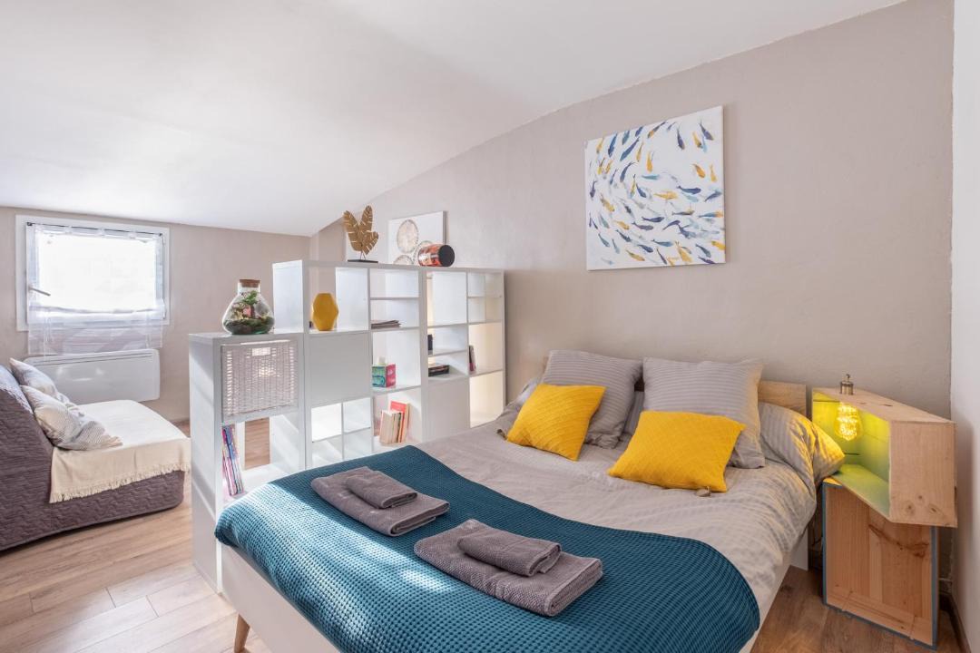 Photo of Bedroom in Nimes City Centre