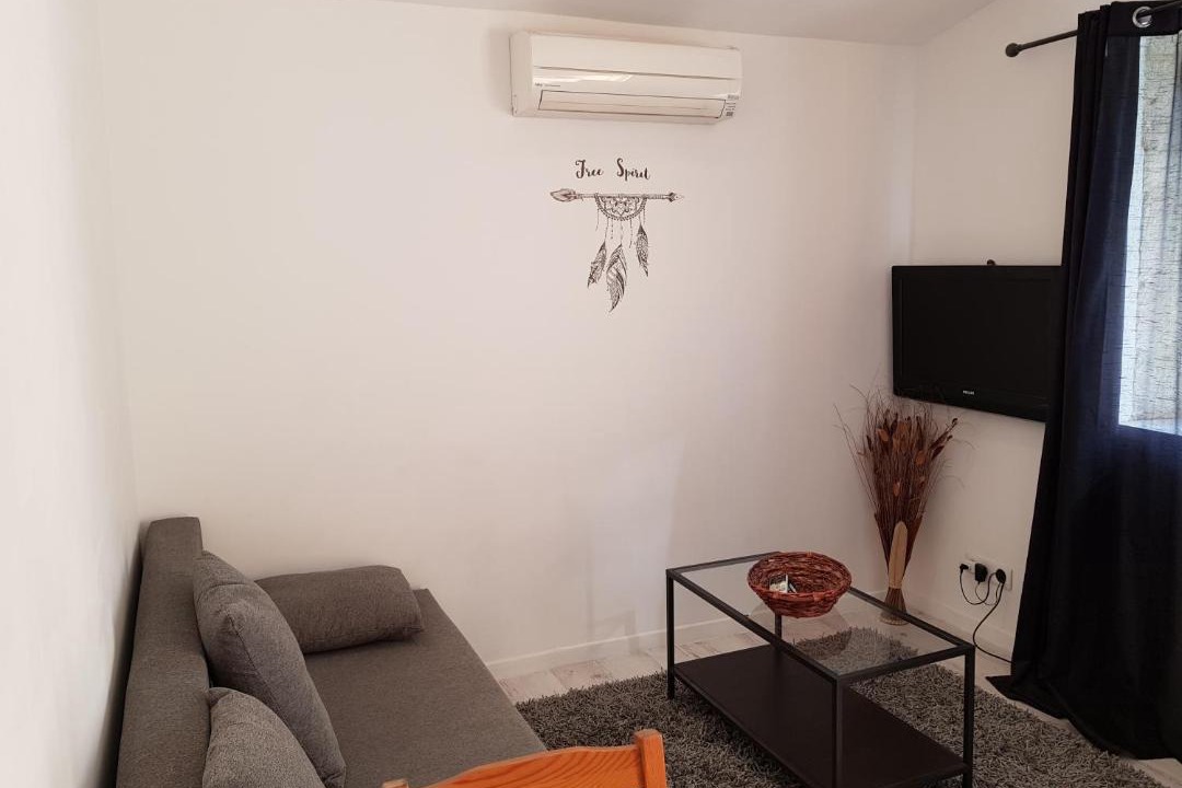 Photo of Livingroom in Meynes