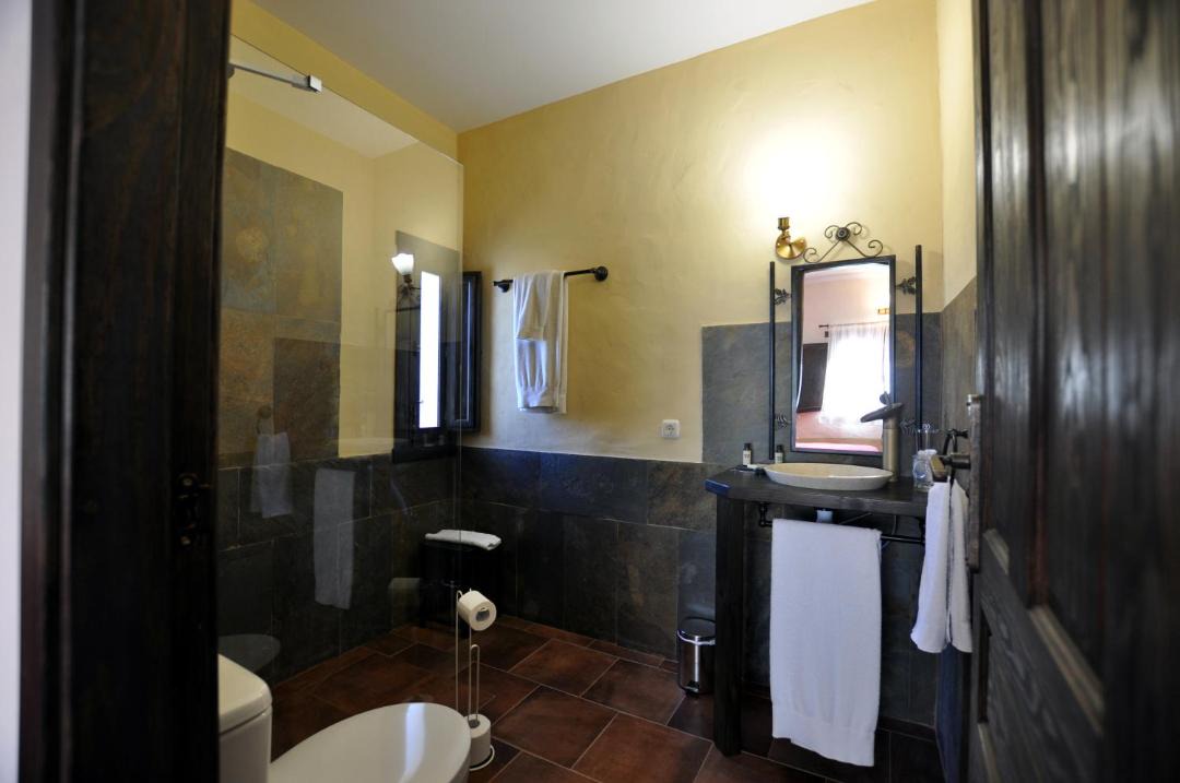 Photo of Bathroom in Aljucen