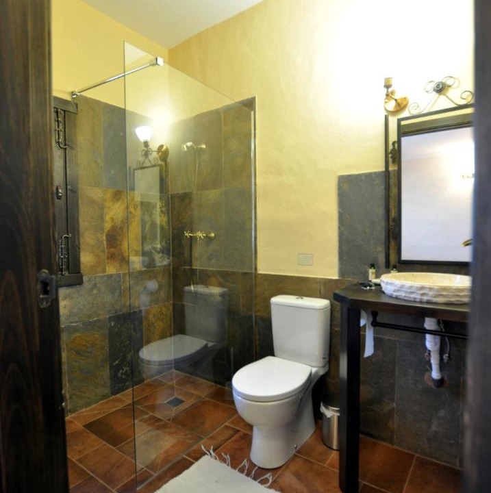 Photo of Bathroom in Aljucen