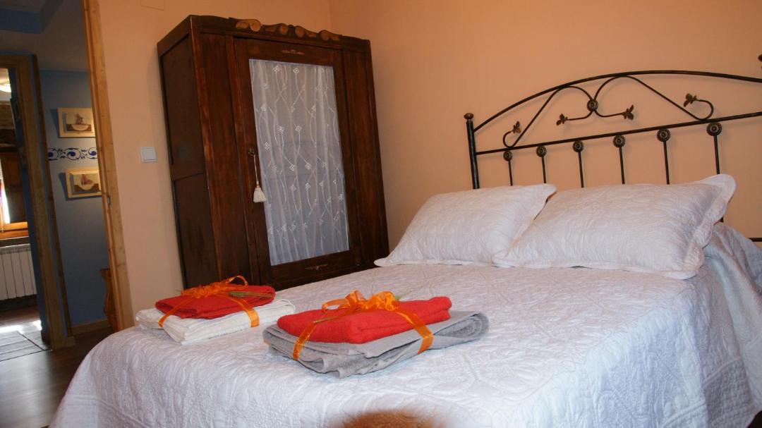 Photo of Bedroom in Robledo de las Traviesas