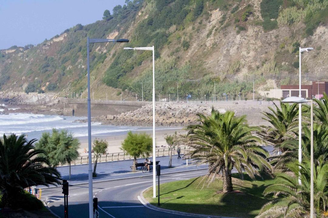 Photo of Others in Gros