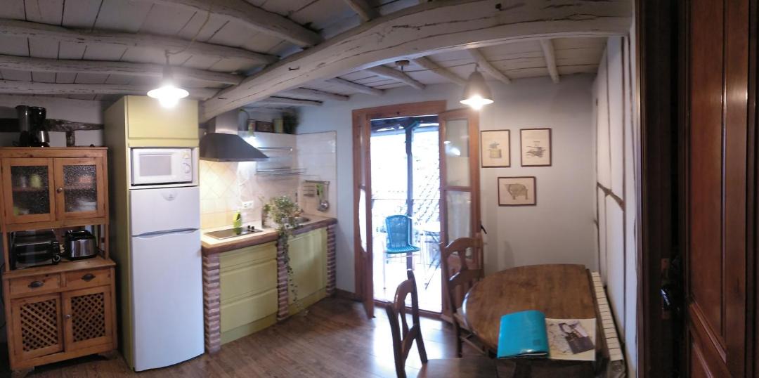 Photo of Kitchen in San Esteban de la Sierra