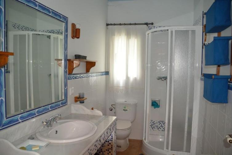 Photo of Bathroom in Valdecanas de Tajo