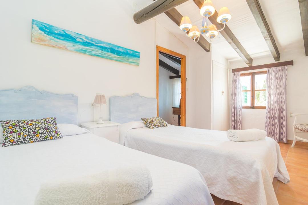 Photo of Bedroom in Biniaraix