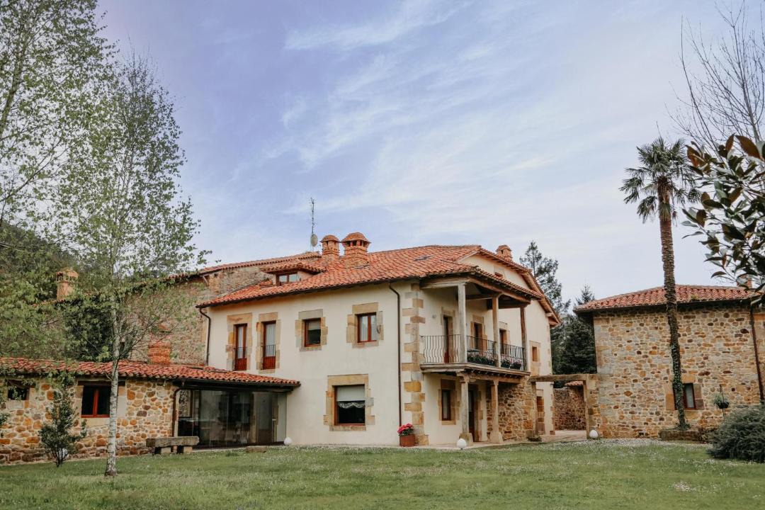 Photo of Others in Lloreda