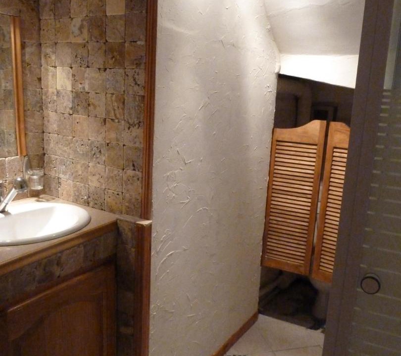Photo of Bathroom in Le Puy-Sainte-Reparade