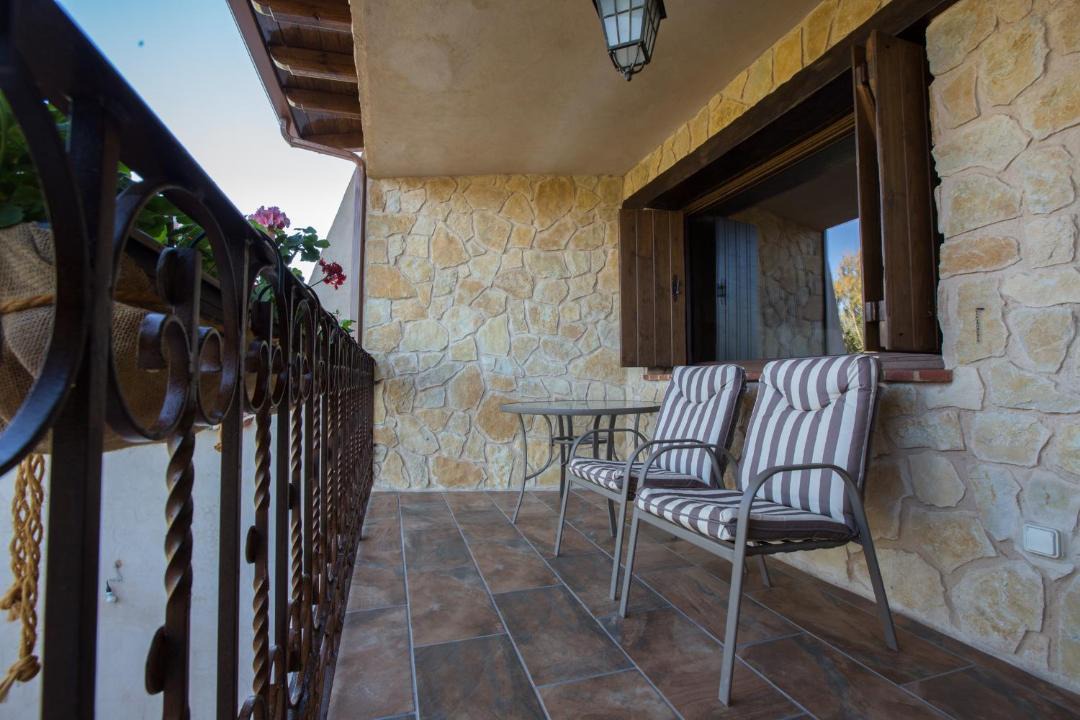 Photo of Patio Balcony in Arbancon