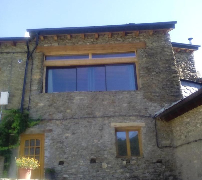 Photo of Buildings in Llavorsi