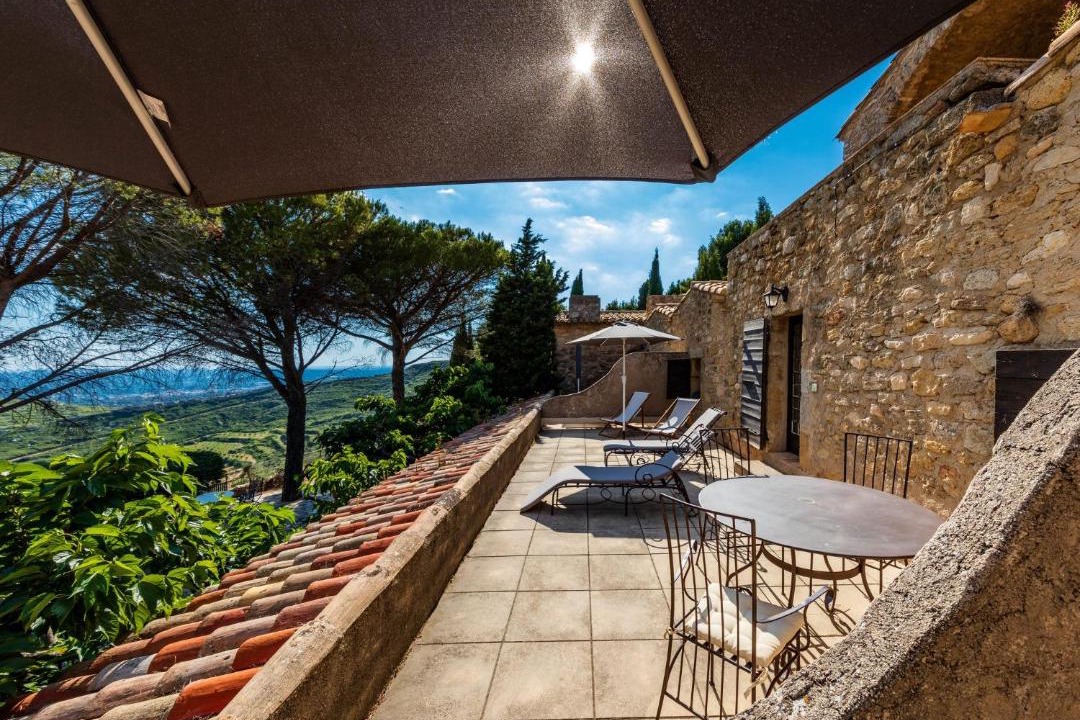 Photo of Patio Balcony in Salon-de-Provence