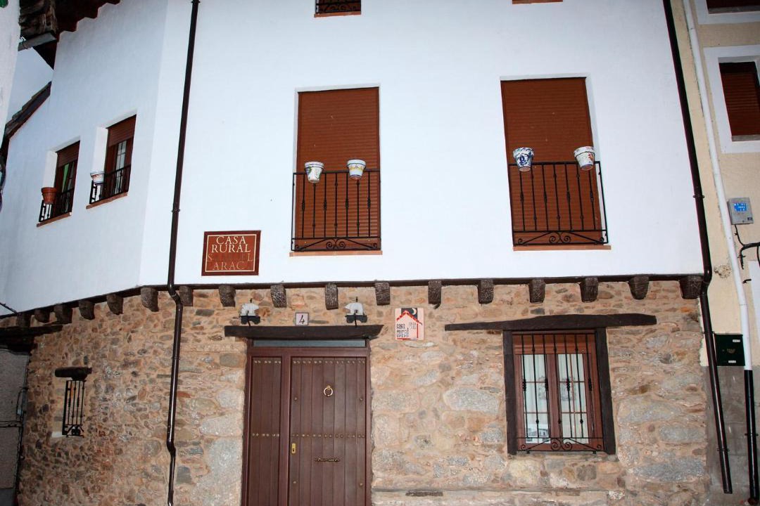 Photo of Buildings in Guisando
