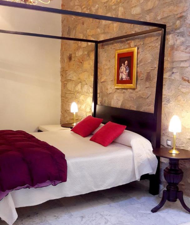 Photo of Bedroom in Caceres Old Town