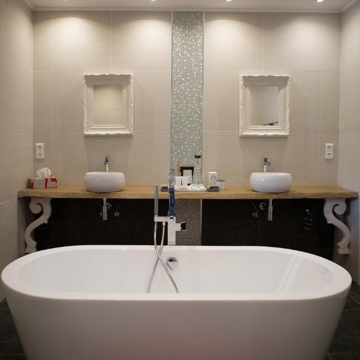 Photo of Bathroom in Chateaurenard