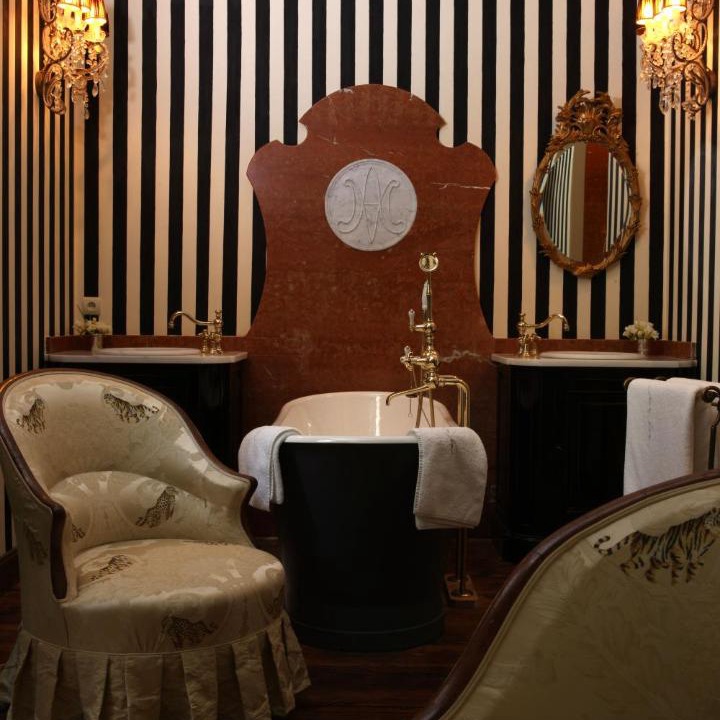 Photo of Bathroom in Faubourg