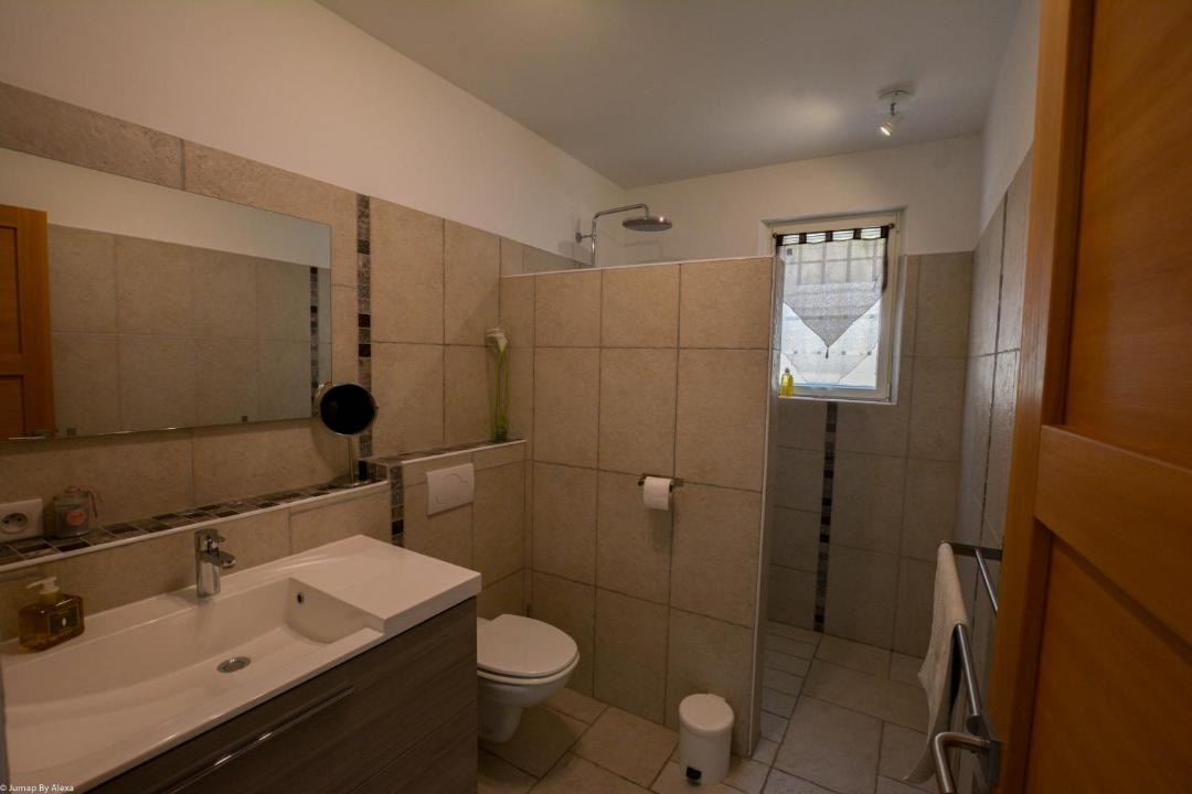 Photo of Bathroom in Le Puy-Sainte-Reparade