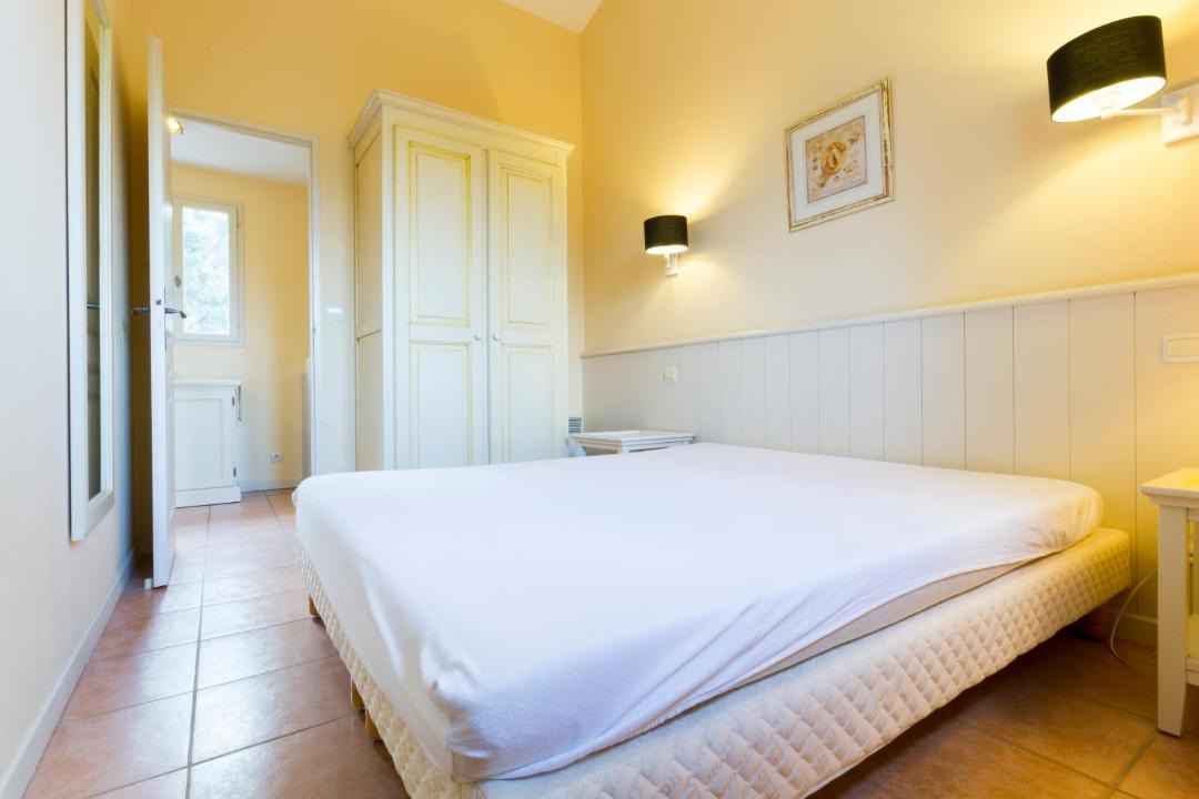 Photo of Bedroom in Pont Royal