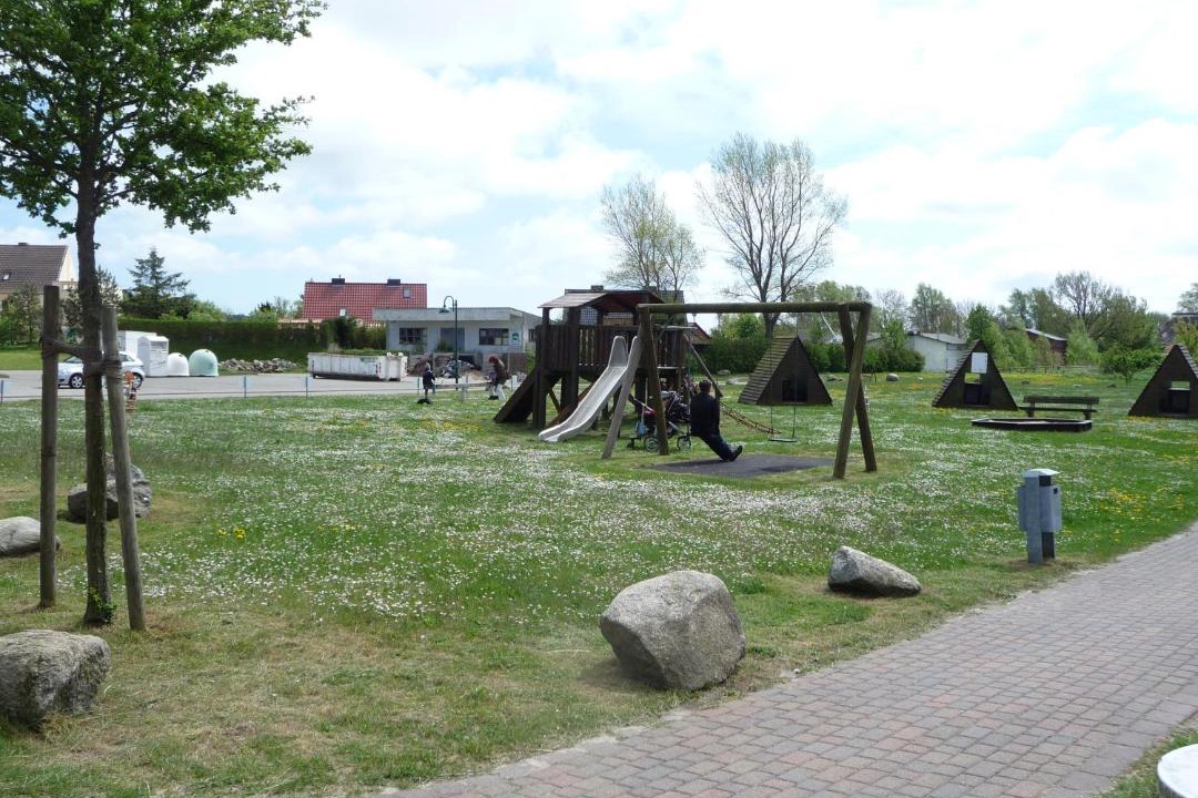 Photo of Others in Neddesitz