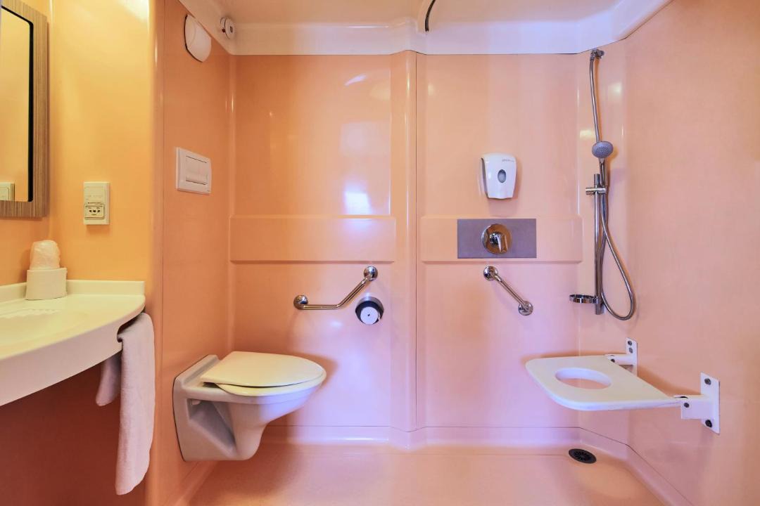 Photo of Bathroom in Gaillard