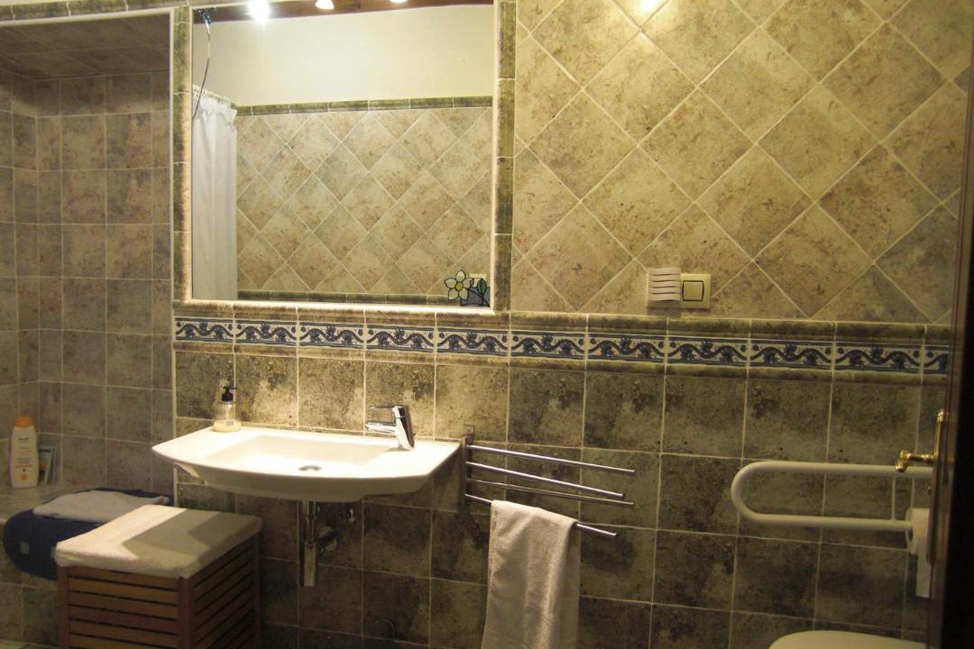 Photo of Bathroom in Villamayor