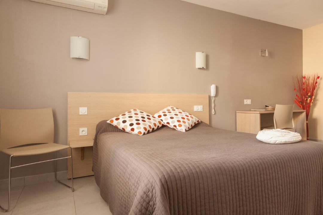 Photo of Bedroom in Albaron