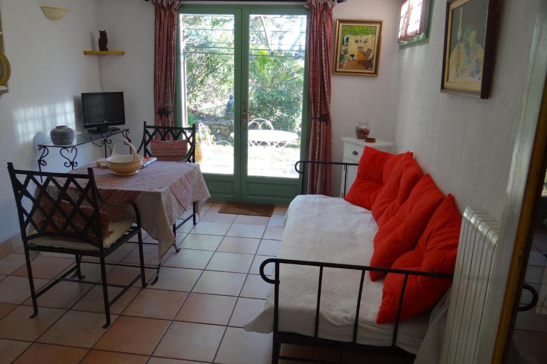 Photo of Livingroom in Remoulins
