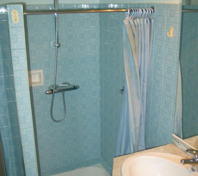 Photo of Bathroom in Tuchan