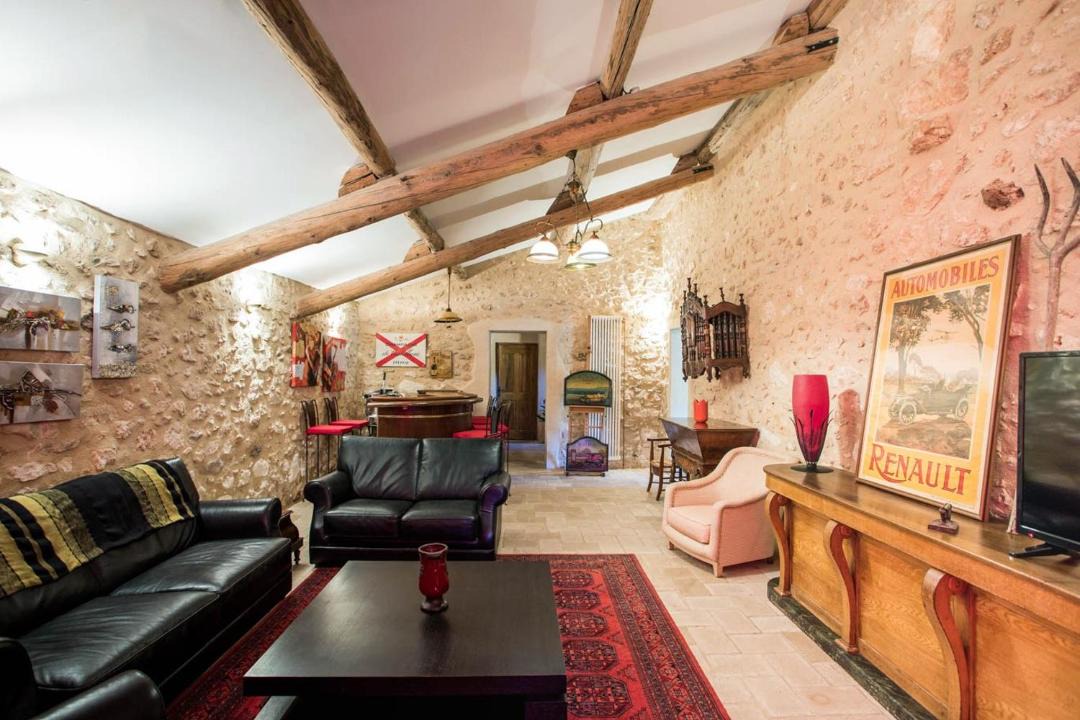 Photo of Livingroom in Eygalieres