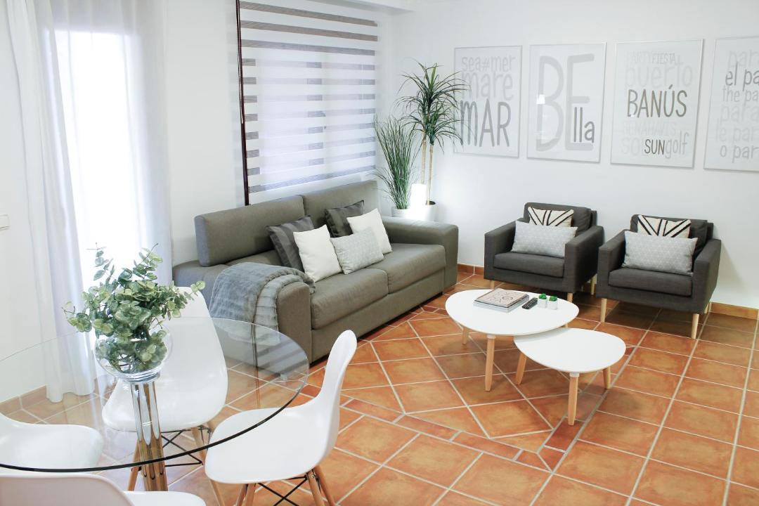 Photo of Livingroom in New Golden Mile