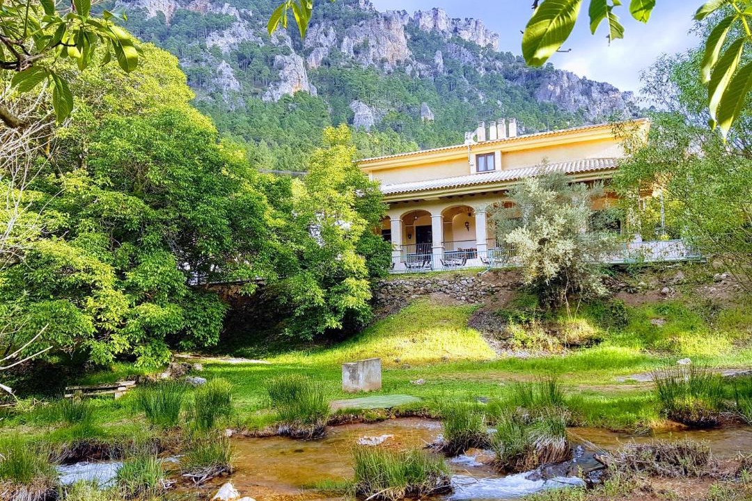 Photo of Buildings in Riomadera