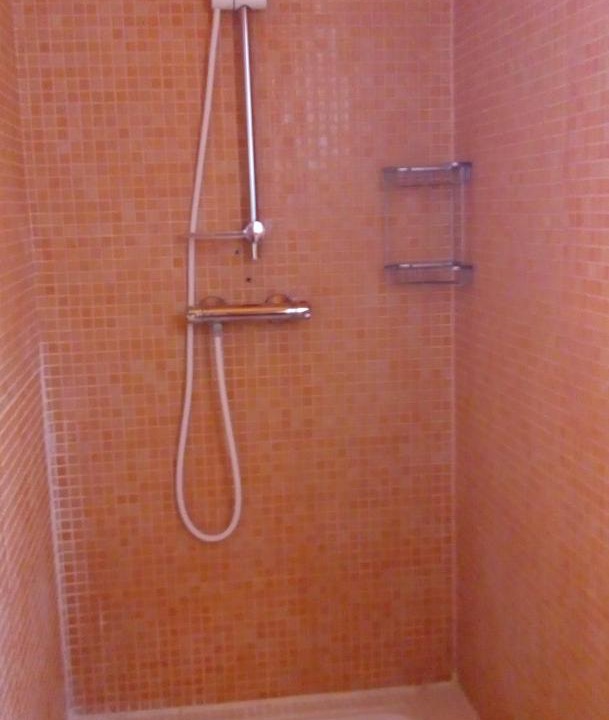Photo of Bathroom in Ledenon