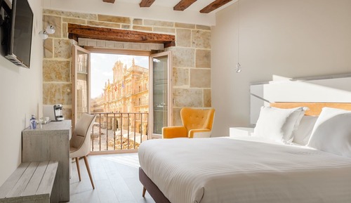 Luxury Double Room (Plaza Mayor view)