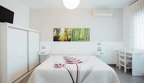 Basic Double Room
