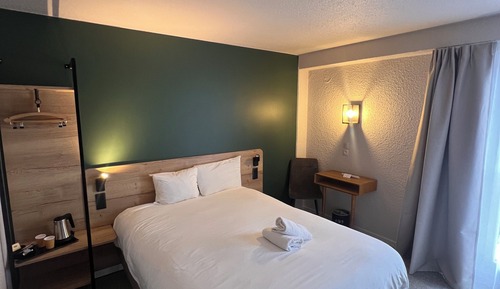 Standard Room, 1 Double Bed, Accessible, Non Smoking