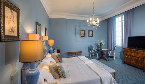 Prestige room