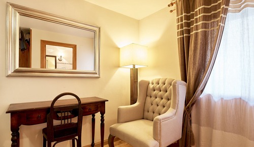 Basic Double Room, Balcony (Exterior)