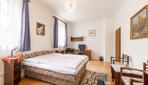 Economy Double Room, Accessible