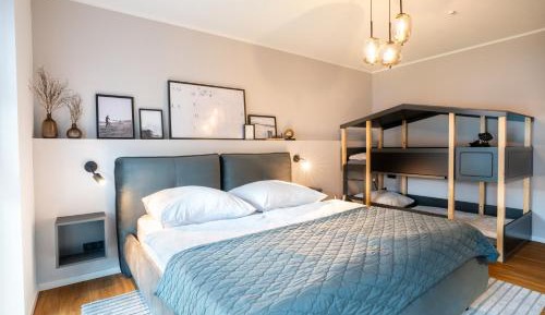 Superior One-Bedroom Apartment with Balcony
