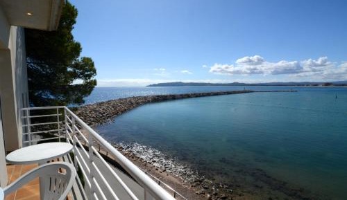 Studio with Sea View