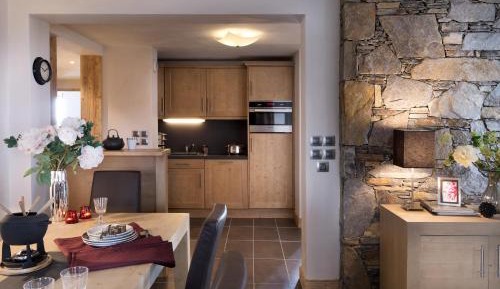 Two-Bedroom Apartment (6 Adults) with Spa Access