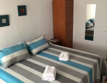 Deluxe Double Room with Extra Bed