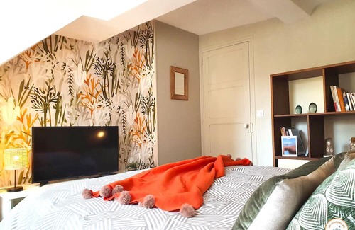 Centre Ancien Apartment | La Plume de Malherbe - Parking - Favorite