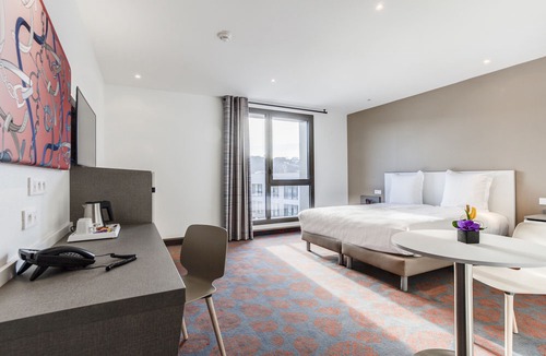 Le Bourg - Gare De Vaise Hotel | Hotel ParkSaône