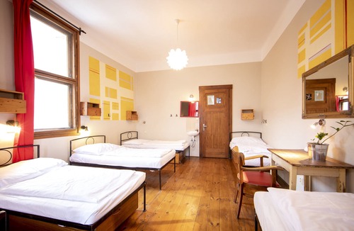 Holesovice Hotel | Sir Toby's Hostel