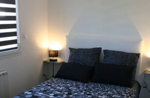 Saint-Marcel-de-Careiret House | Mapokia air-conditioned villa with private heated pool near Uzès.