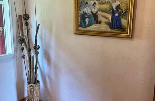 Bellegarde Apartment | Homerez - Appartement for 4 ppl. with shared pool and terrace at Bellegarde